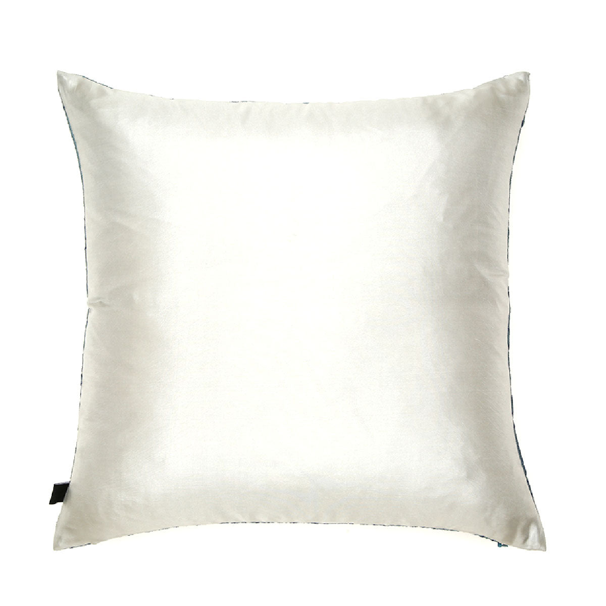 Kinar Quilt With Cushion Covers Set