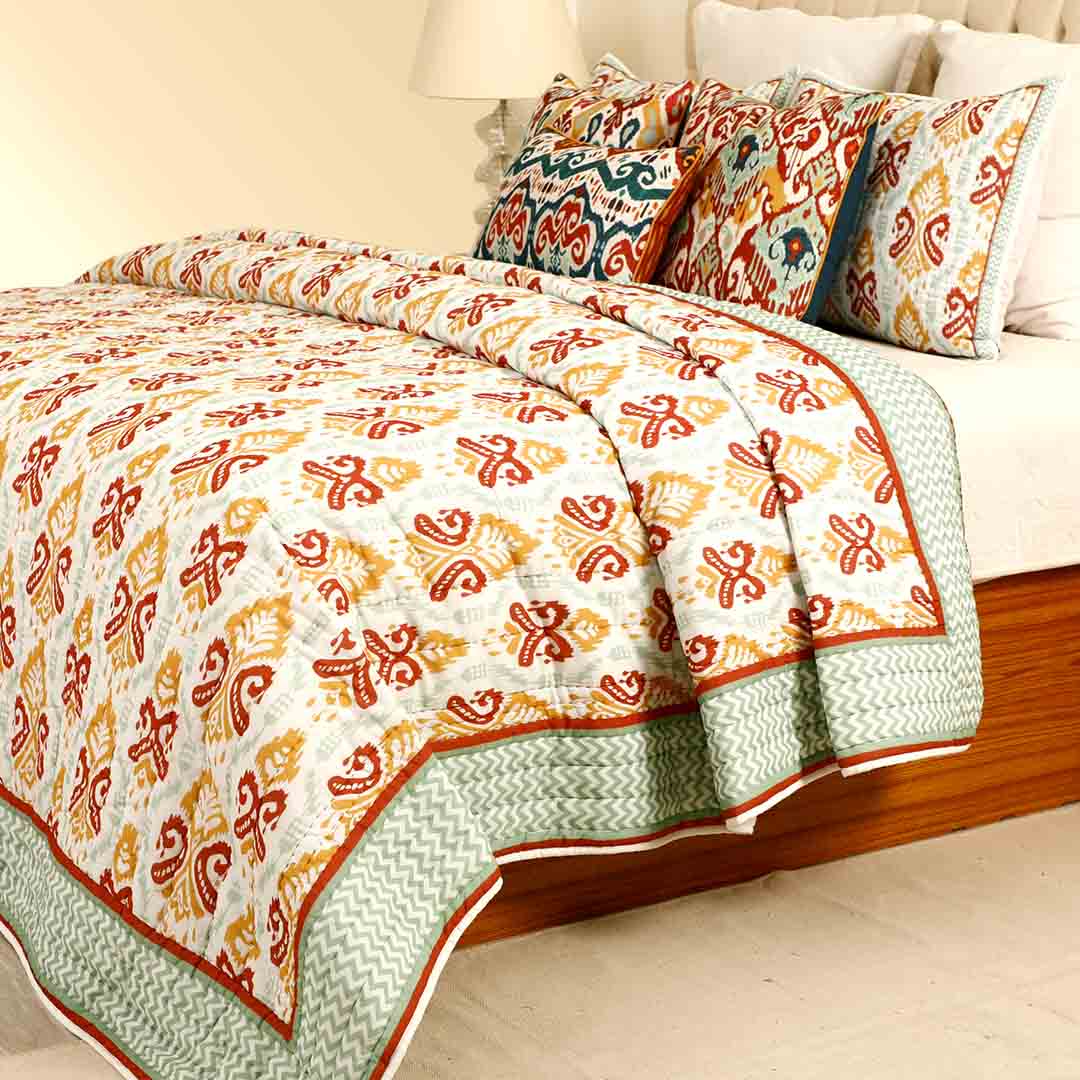 Stuvan Printed Quilt With Sham Set