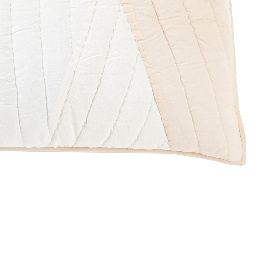 Jester Off-White Quilt With Sham Set