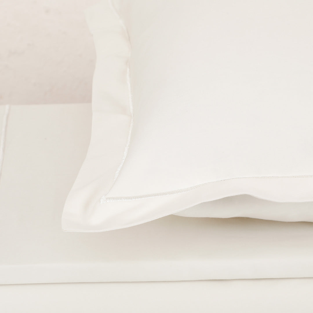 Noor Embroided Cotton Bedsheet Set