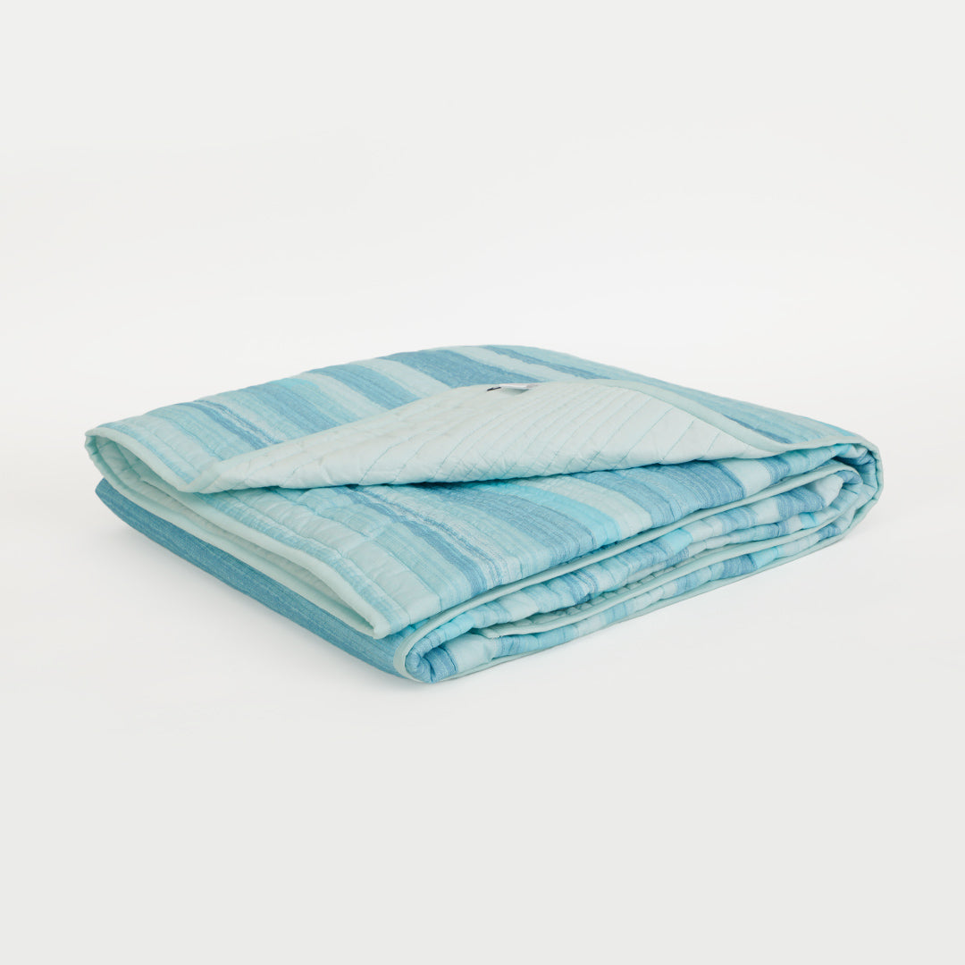 Blustroke Quilt and Pillow Cover Set