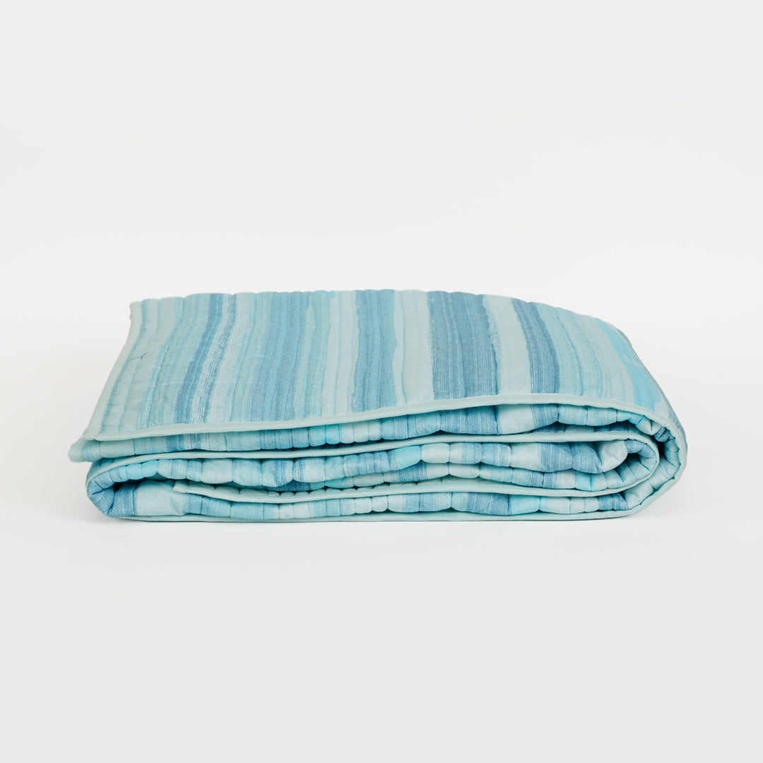 Blustroke Quilt and Pillow Cover Set