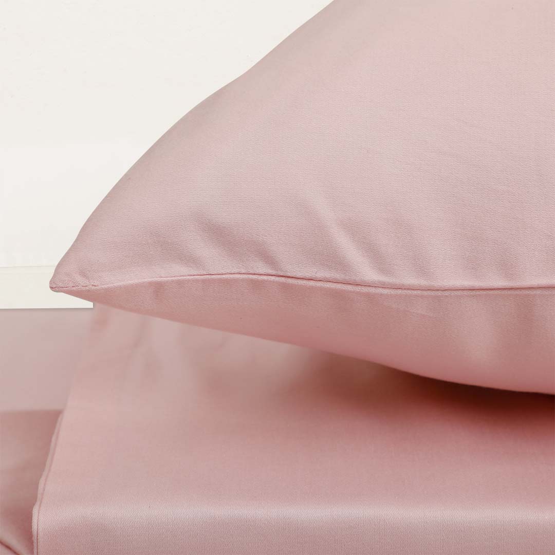 Caral Pink King Size Bed Sheet with 2 Pillow Covers