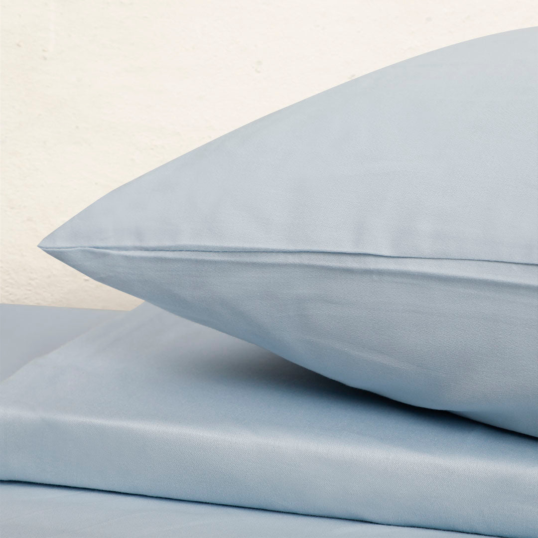 Jeco Light Blue King Size Bed Sheet with 2 Pillow Covers