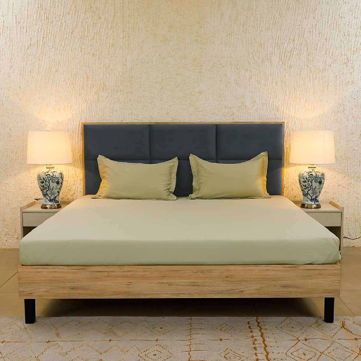 Indy Sage King Size Bed Sheet with 2 Pillow Covers